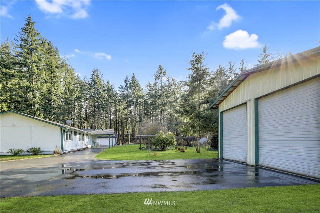12901 Military Road Southeast Rainier, WA 98576 - Photo 12 of 37 Gallery Image 12