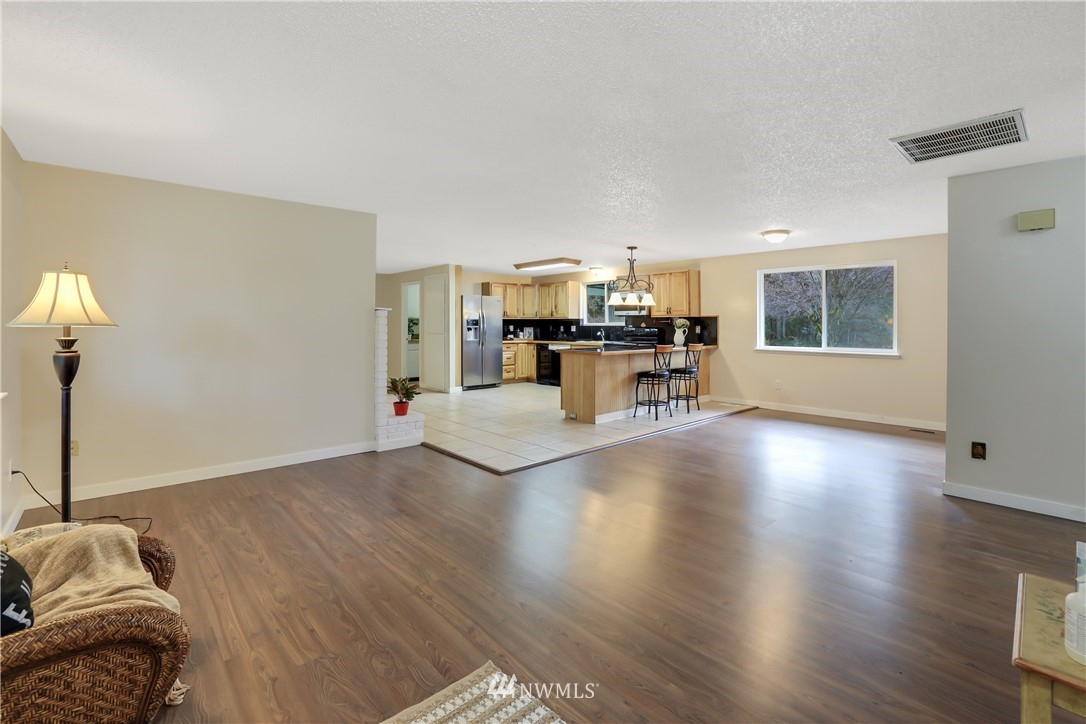 12901 Military Road Southeast Rainier, WA 98576 - Photo 16 of 37 Gallery Image 16