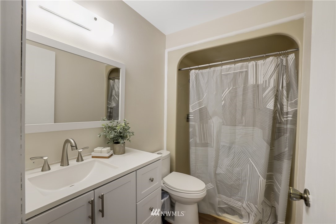 12901 Military Road Southeast Rainier, WA 98576 - Photo 26 of 37 Gallery Image 26
