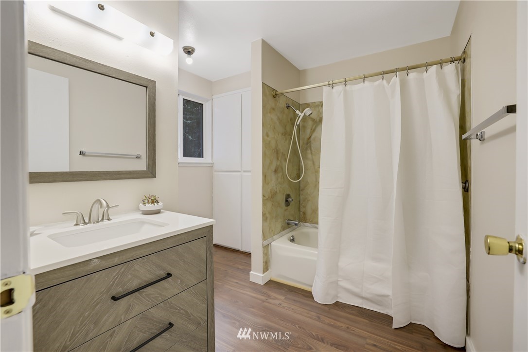 12901 Military Road Southeast Rainier, WA 98576 - Photo 31 of 37 Gallery Image 31
