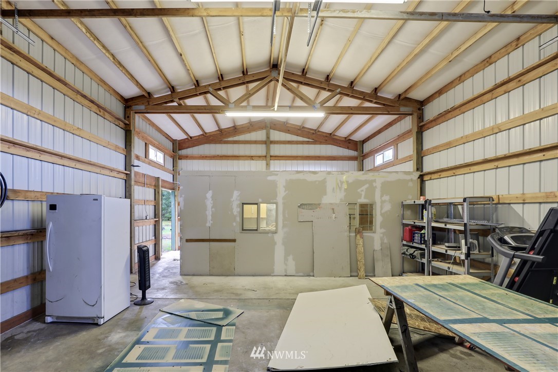 12901 Military Road Southeast Rainier, WA 98576 - Photo 10 of 37 Gallery Image 10