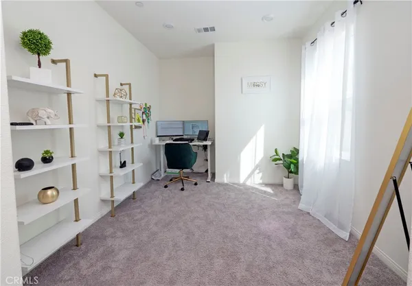 $4,000 | 8005 Rooster Court, Riverside, CA 92507