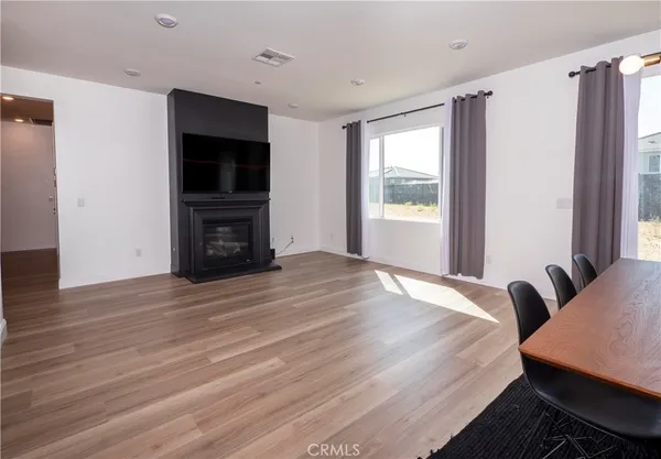 $4,000 | 8005 Rooster Court, Riverside, CA 92507