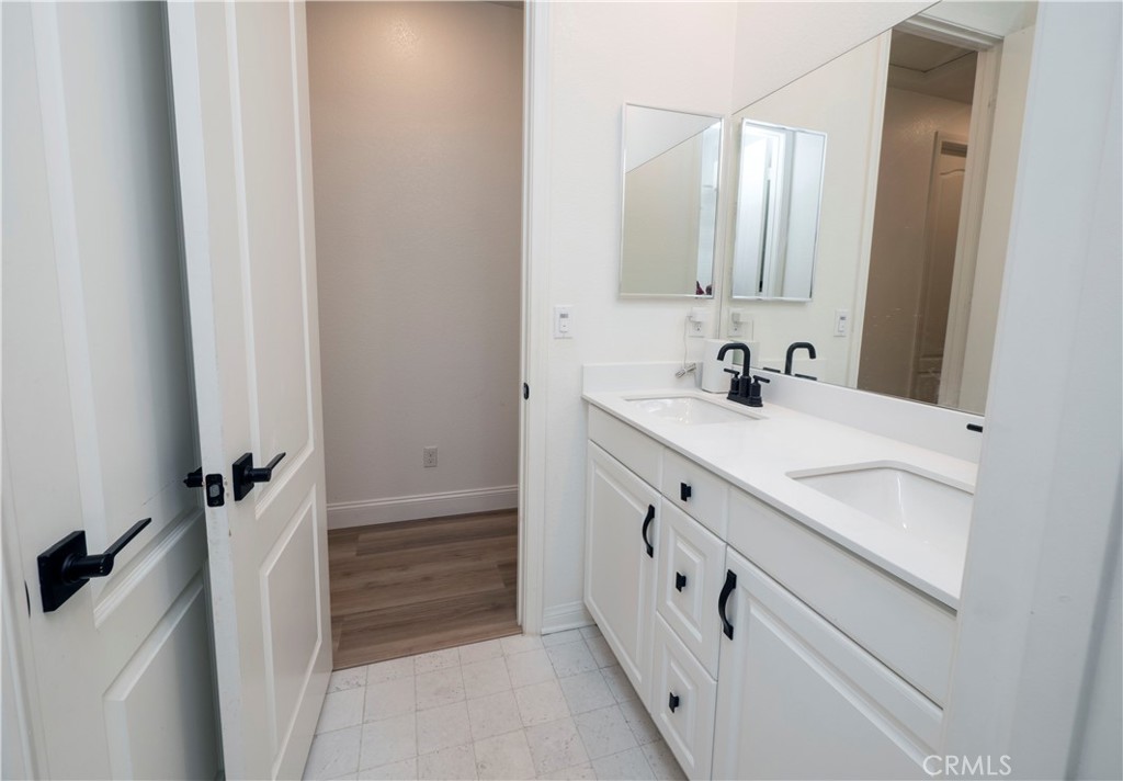 8005 Rooster Court Riverside, CA 92507 - Photo 10 of 22 Bathroom double vanity