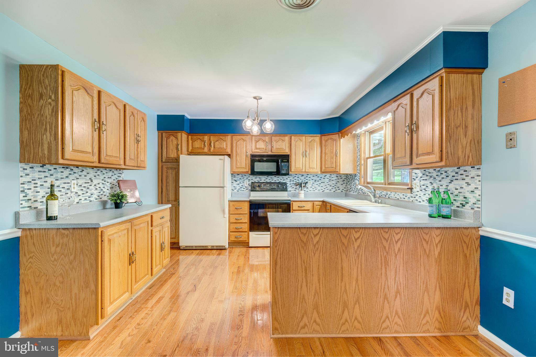 511 Leppo Road Westminster, MD 21158 - Photo 11 of 56 Spacious kitchen