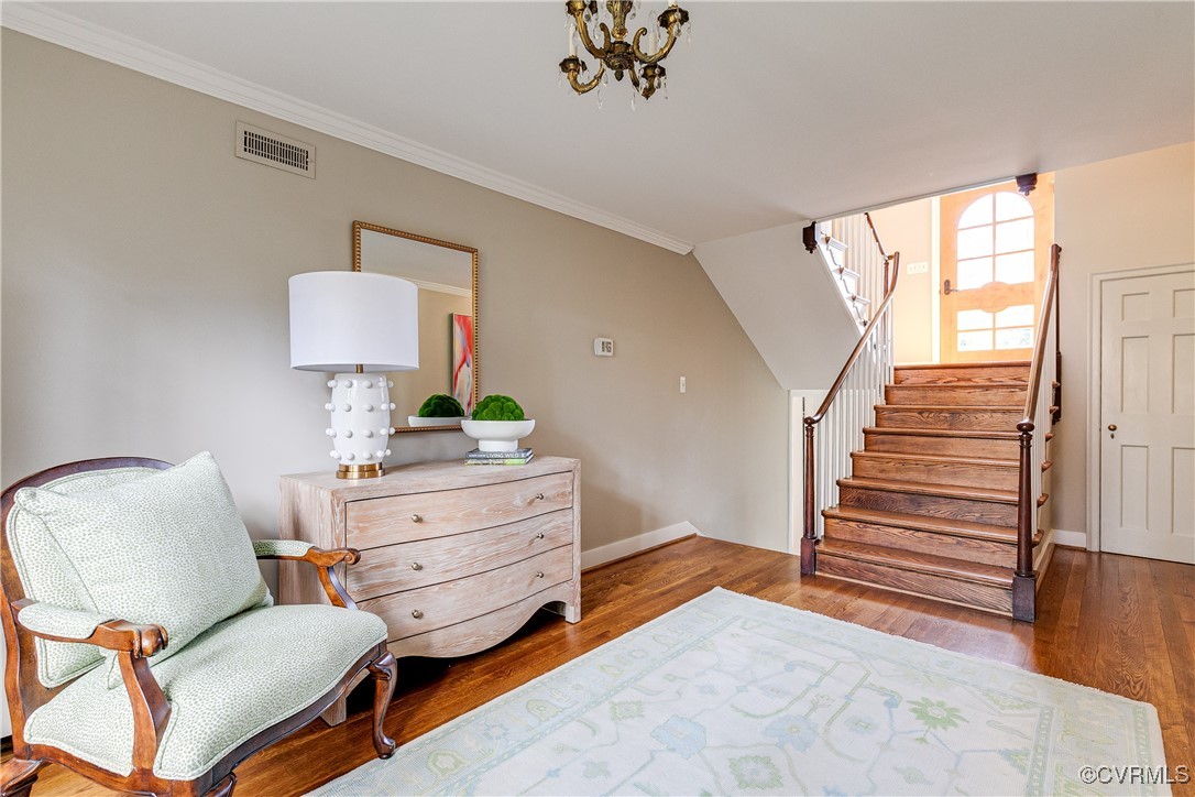 6323 Ridgeway Road Richmond, VA 23226 - Photo 6 of 44 Gathering foyer