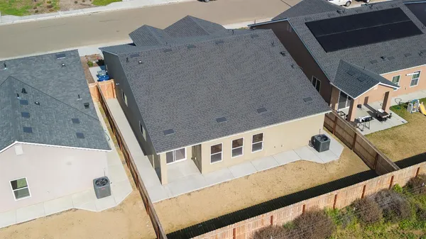 $374,900 | 1132 East Orange Street, Avenal, CA 93204