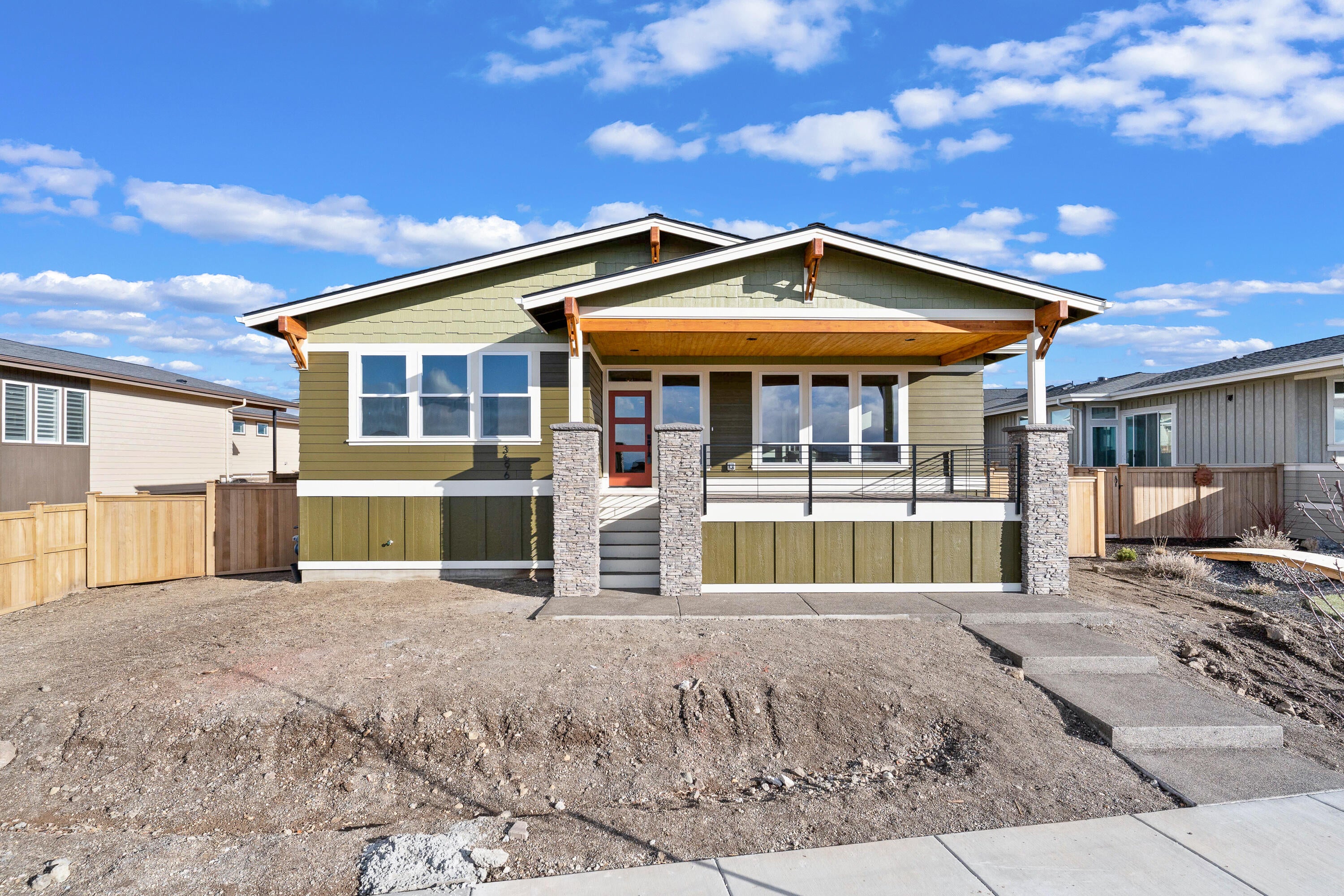 3696 Southwest 44th Street Redmond, OR 97756 - Photo 2 of 39 DSC09201