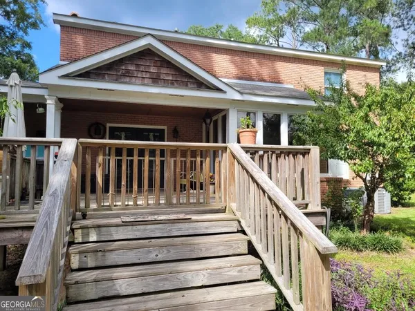 $369,000 | 431 Woodlawn Drive, Eufaula, AL 36027