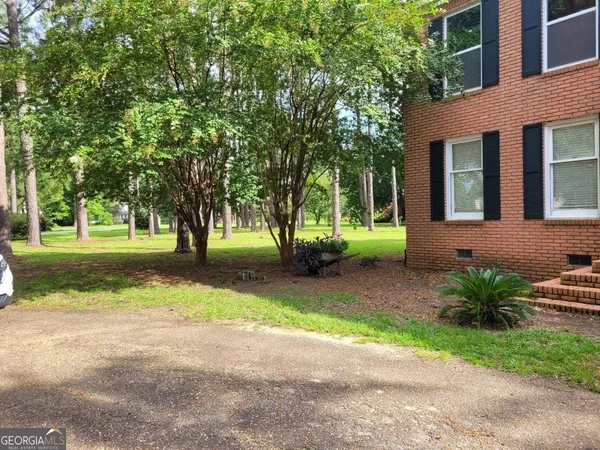 $369,000 | 431 Woodlawn Drive, Eufaula, AL 36027