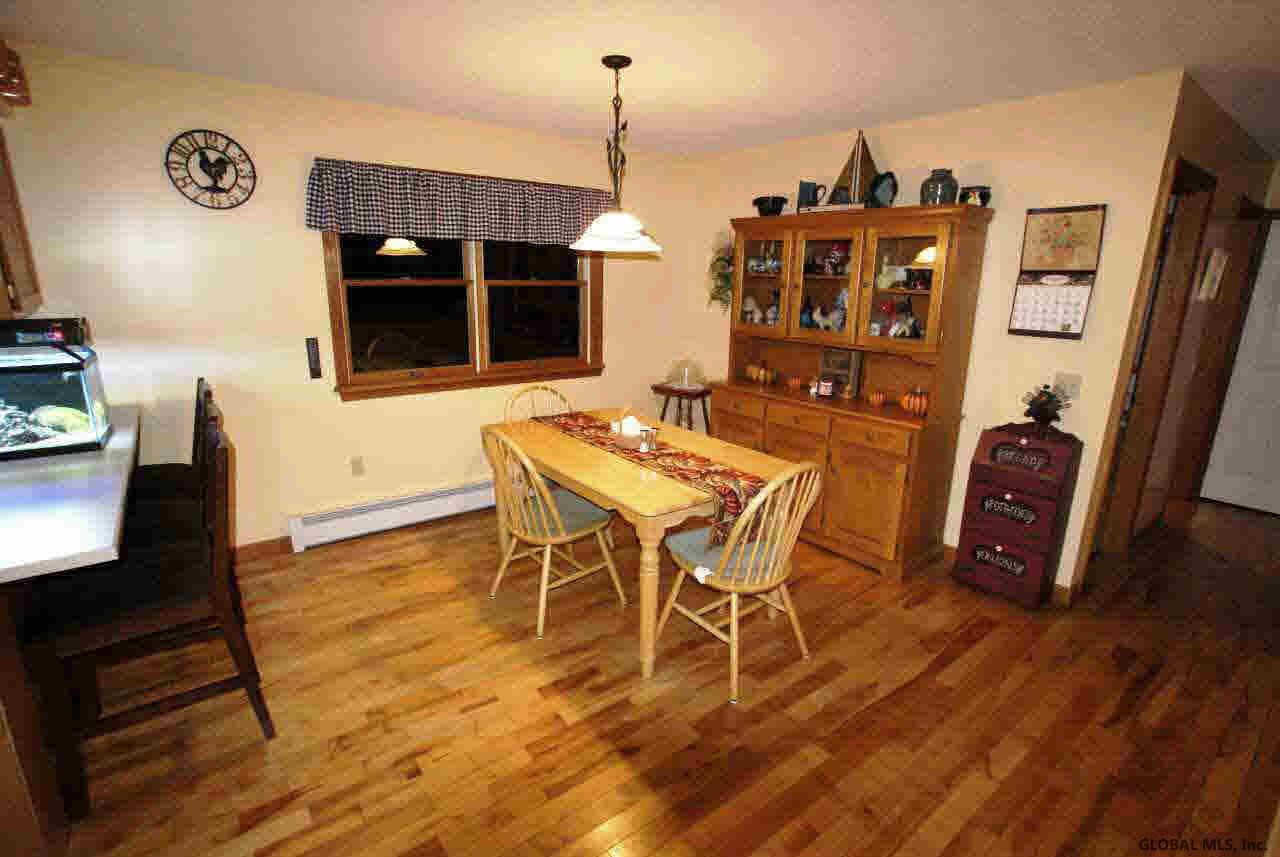137 Hills Pond Road Hampton, NY 12887 - Photo 3 of 12 Photo 3