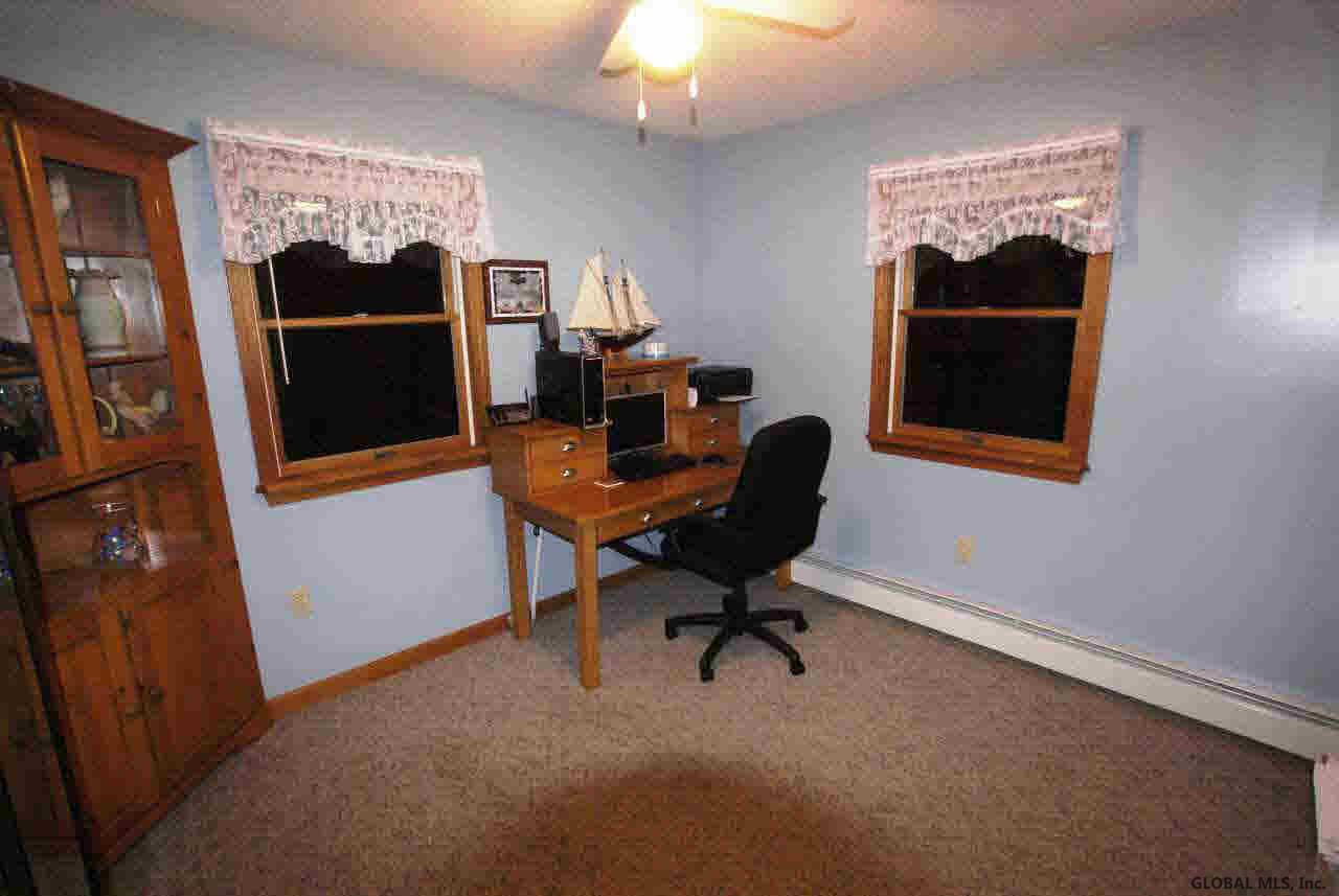 137 Hills Pond Road Hampton, NY 12887 - Photo 9 of 12 Photo 9