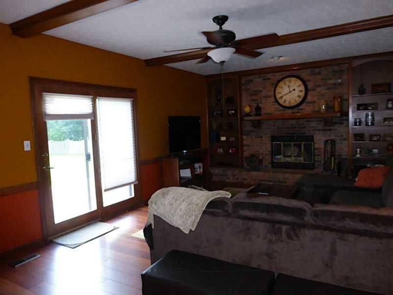 846 Bennett Road Carmel, IN 46032 - Photo 11 of 22 Gallery Image 11