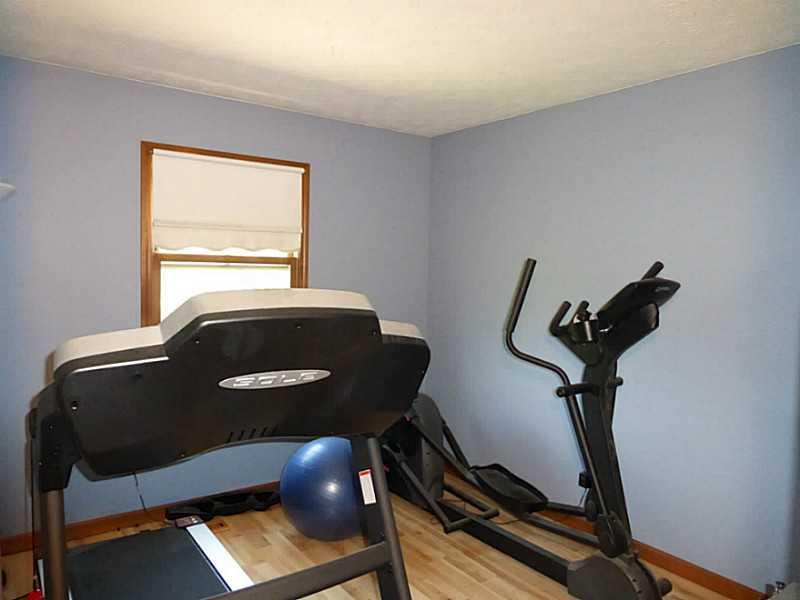 846 Bennett Road Carmel, IN 46032 - Photo 17 of 22 Gallery Image 17