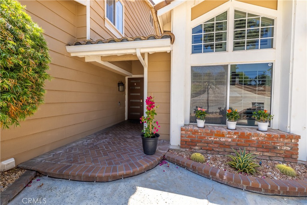 10851 Orchard View Lane Riverside, CA 92503 - Photo 6 of 75 Beautiful Garden Front of Home at Entryway