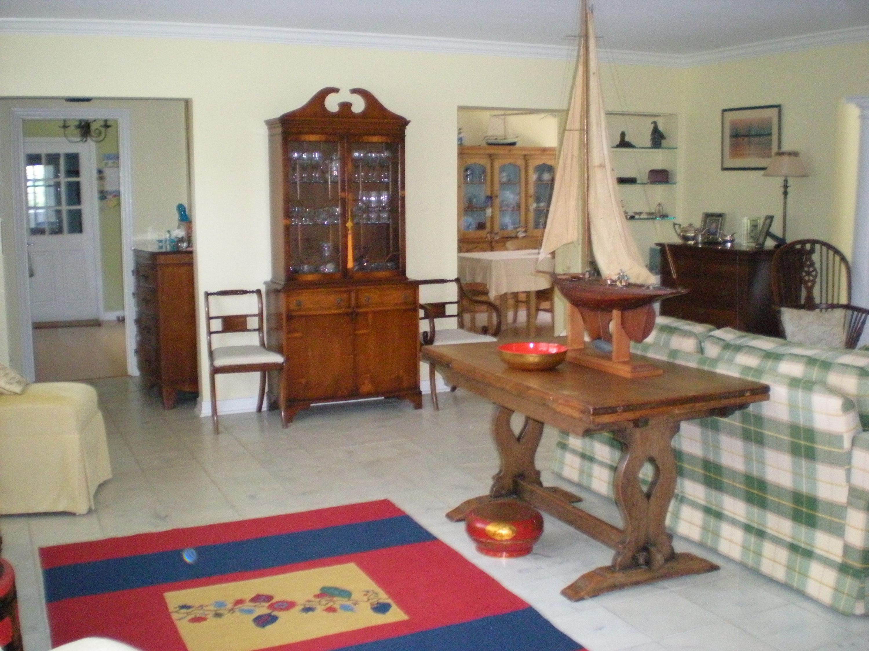 217 Edmor Road West Palm Beach, FL 33405 - Photo 4 of 15 Living Room