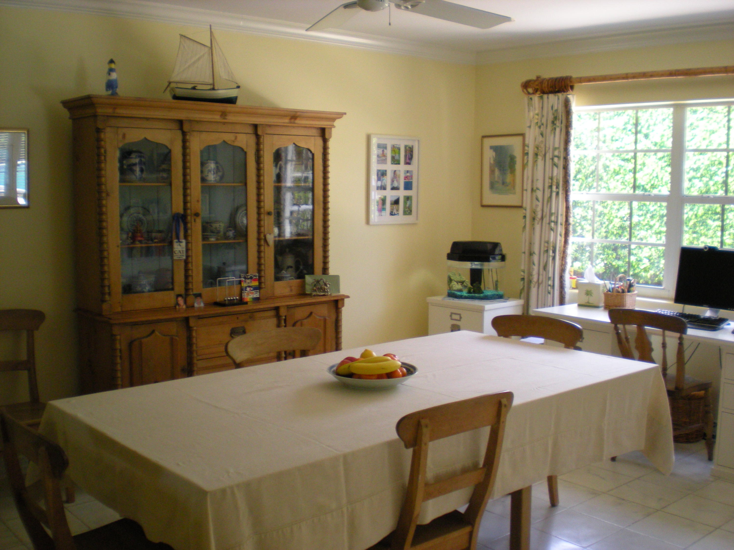 217 Edmor Road West Palm Beach, FL 33405 - Photo 5 of 15 Dining Area