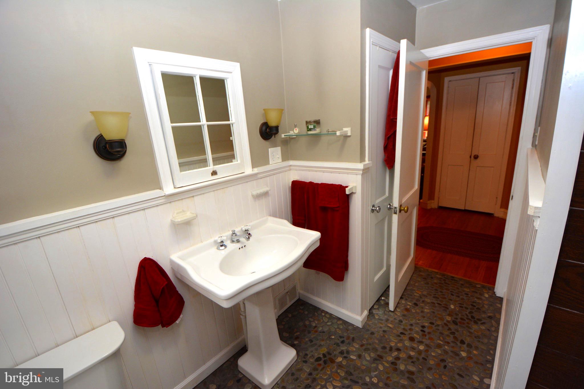 104 East Brookhaven Road Wallingford, PA 19086 - Photo 11 of 31