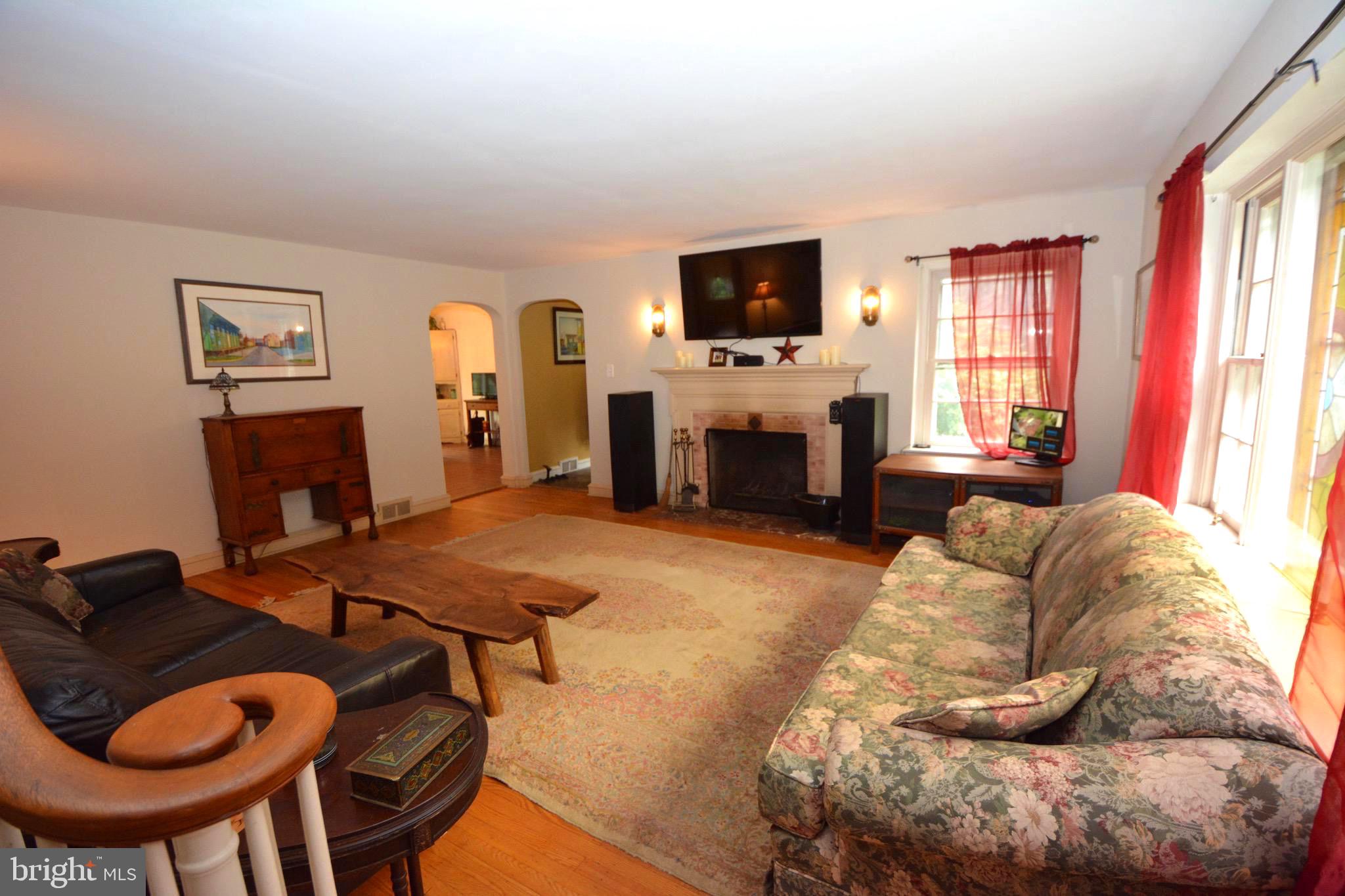 104 East Brookhaven Road Wallingford, PA 19086 - Photo 5 of 31