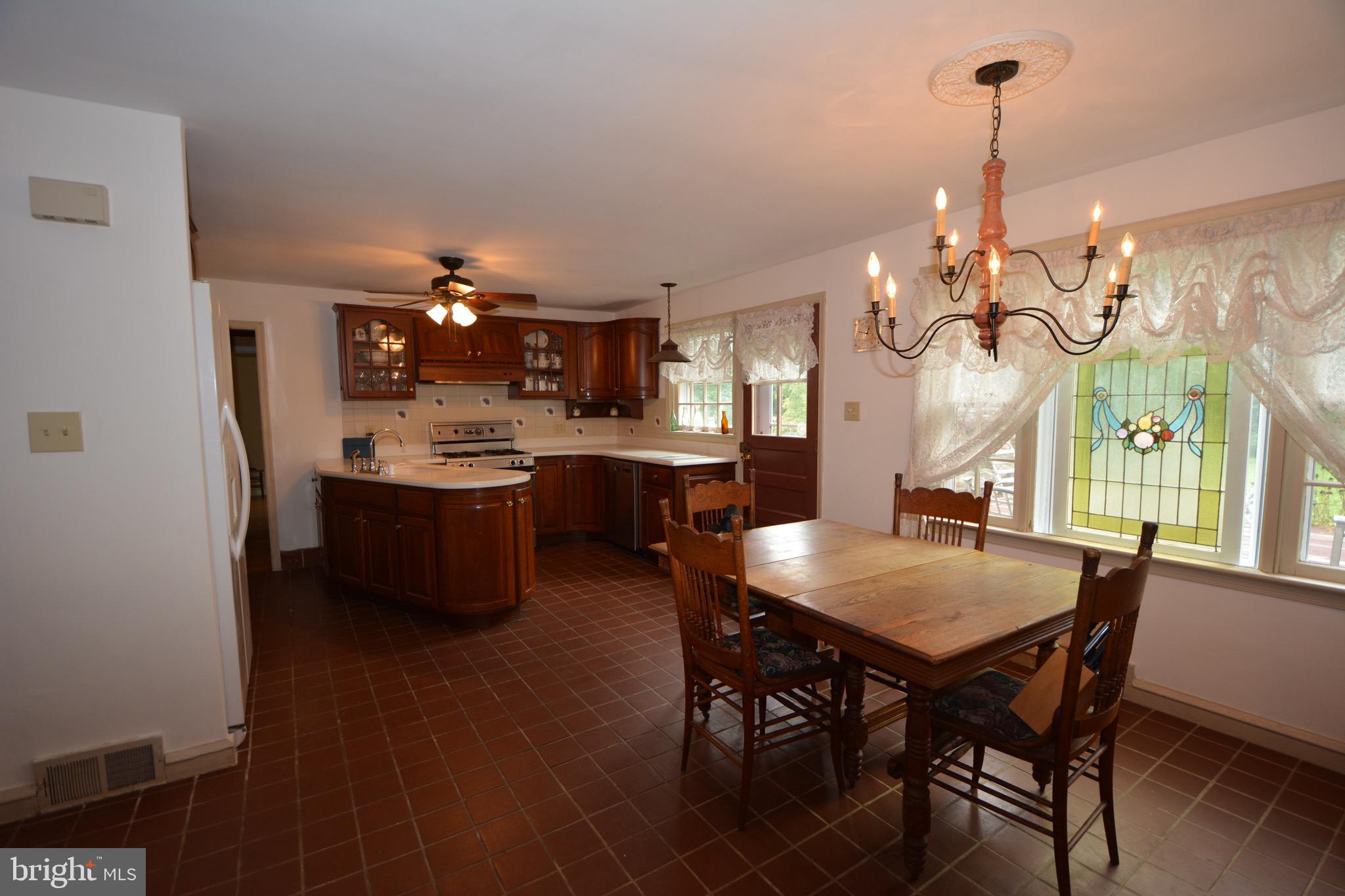 104 East Brookhaven Road Wallingford, PA 19086 - Photo 10 of 31