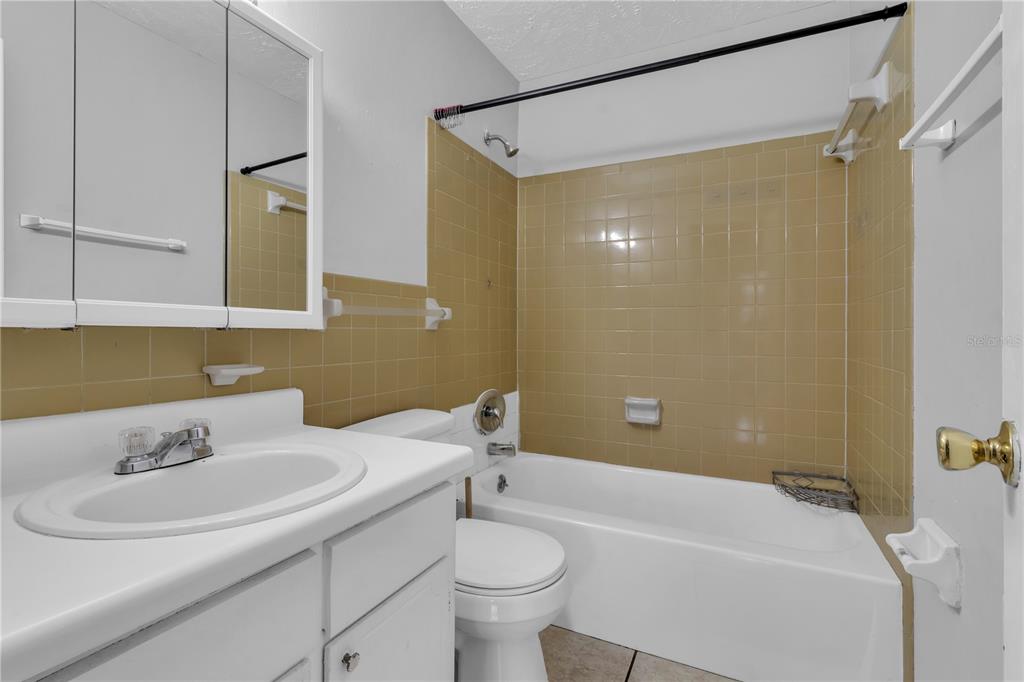 1629 West Oak Ridge Road, Unit 1629D Orlando, FL 32809 - Photo 10 of 10