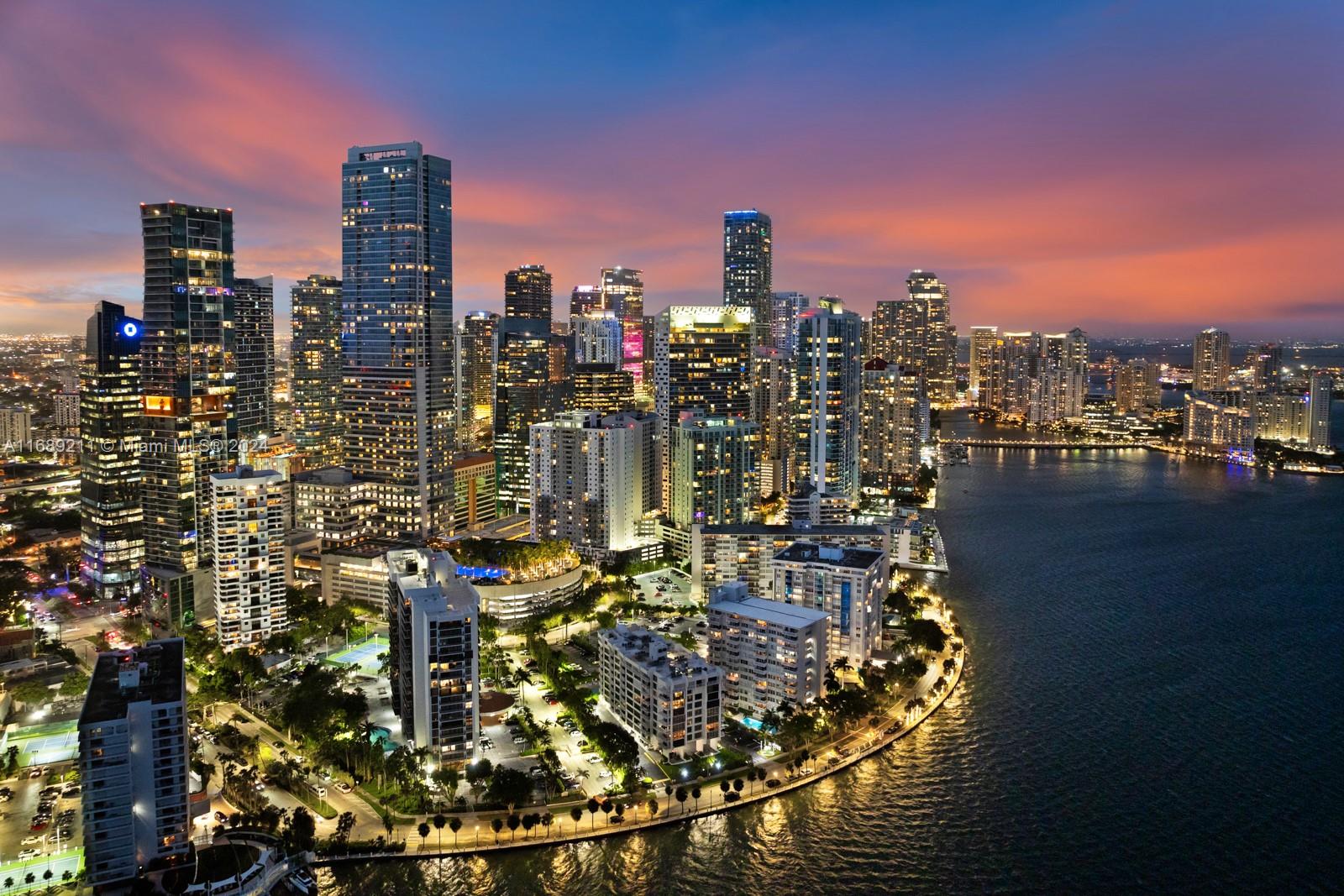 1451 Brickell Avenue, Unit PH54 Miami, FL 33131 - Photo 24 of 36 a view of a city with tall buildings