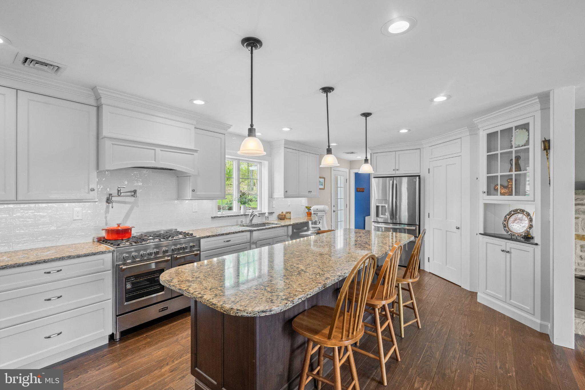 418 Church Road Hatfield, PA 19440 - Photo 10 of 53 Modern kitchen with elegant finishes.