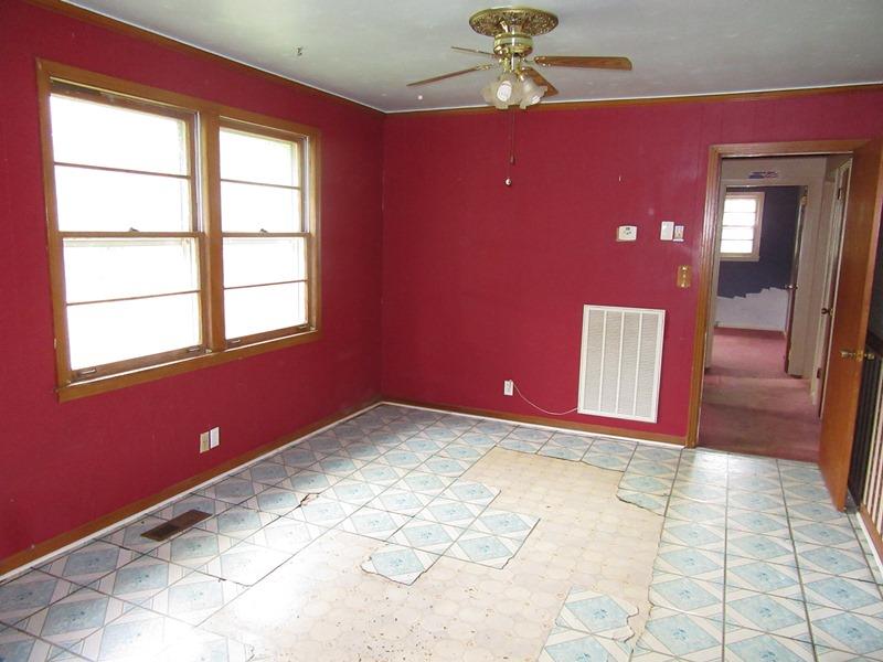 506 Wren Road Clarksville, TN 37040 - Photo 4 of 8 a view of empty room with a large window