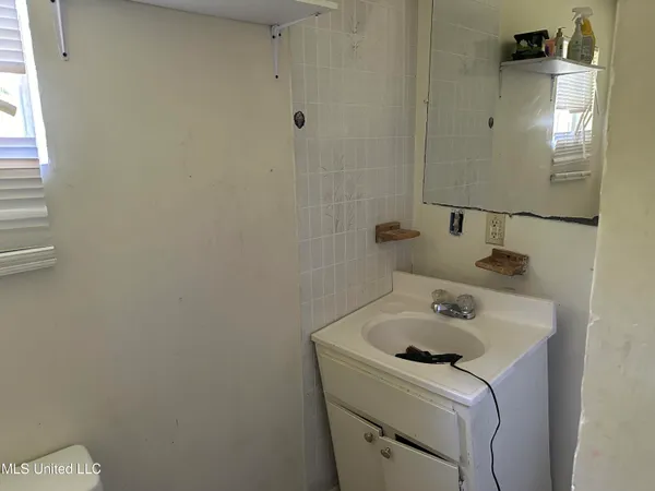 $79,900 | 520 Choctaw Street East, Magee, MS 39111