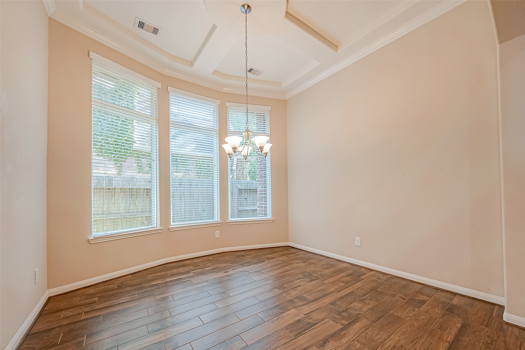 22019 Flashing Ridge Drive Spring, TX 77389 - Photo 8 of 45