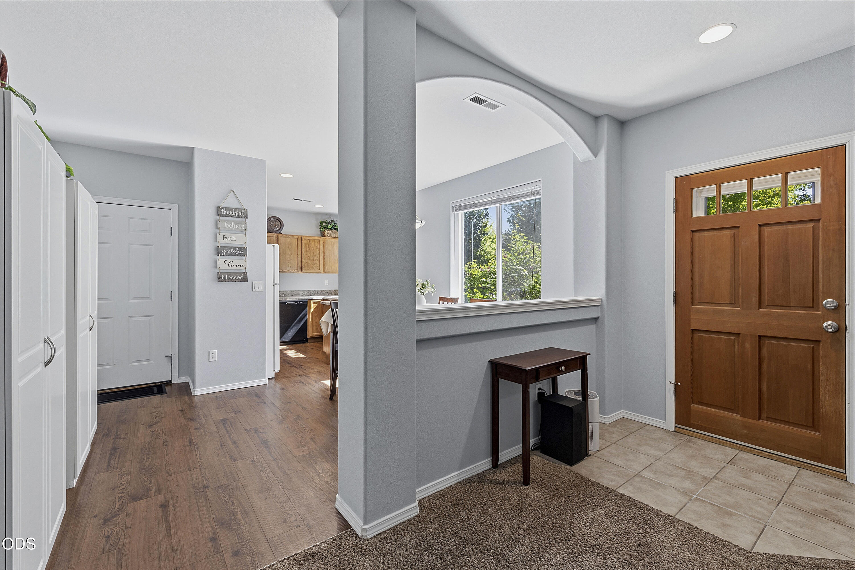 1345 Northeast 3rd Street Redmond, OR 97756 - Photo 6 of 27