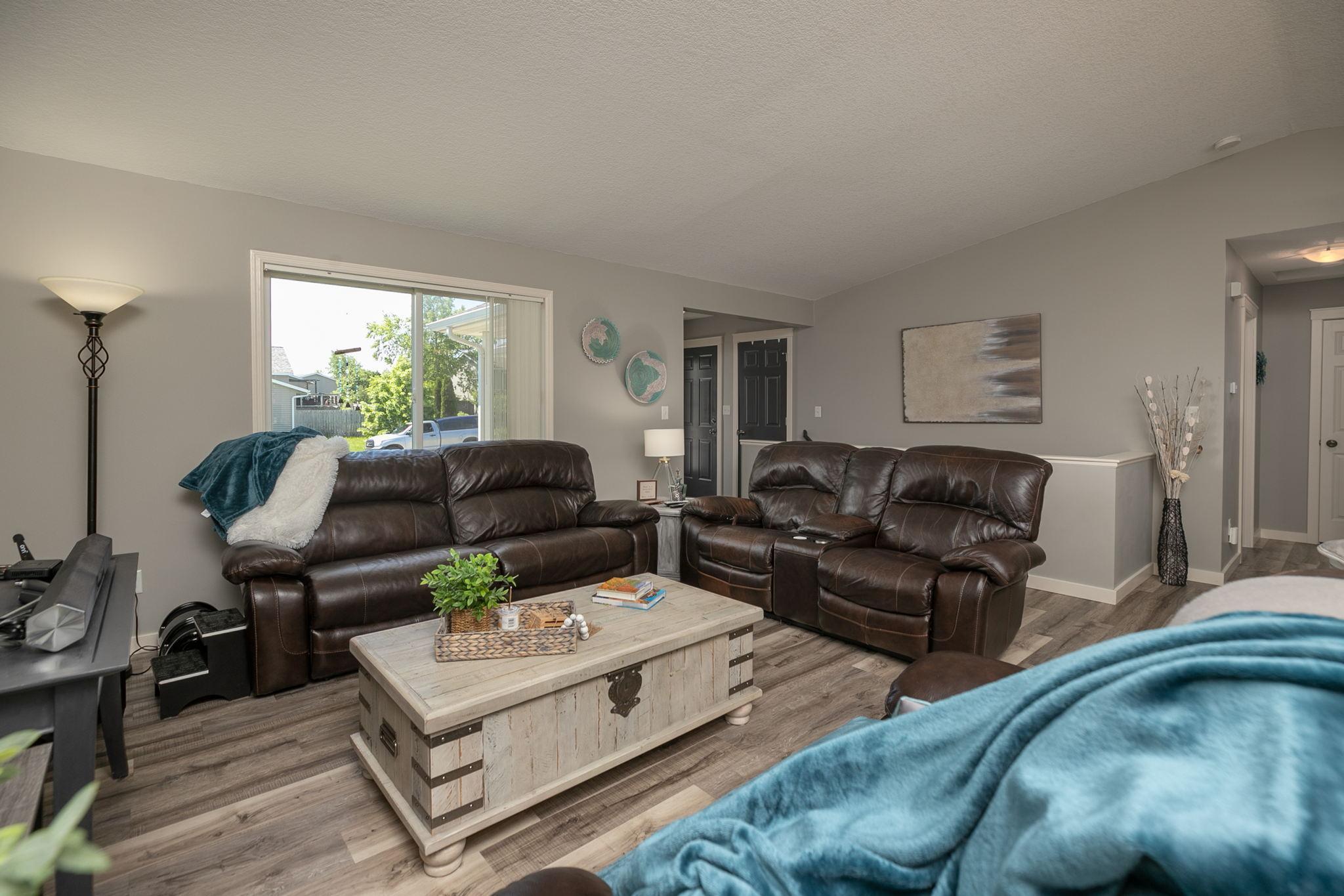 5673 51st Street Northwest Rochester, MN 55901 - Photo 5 of 34