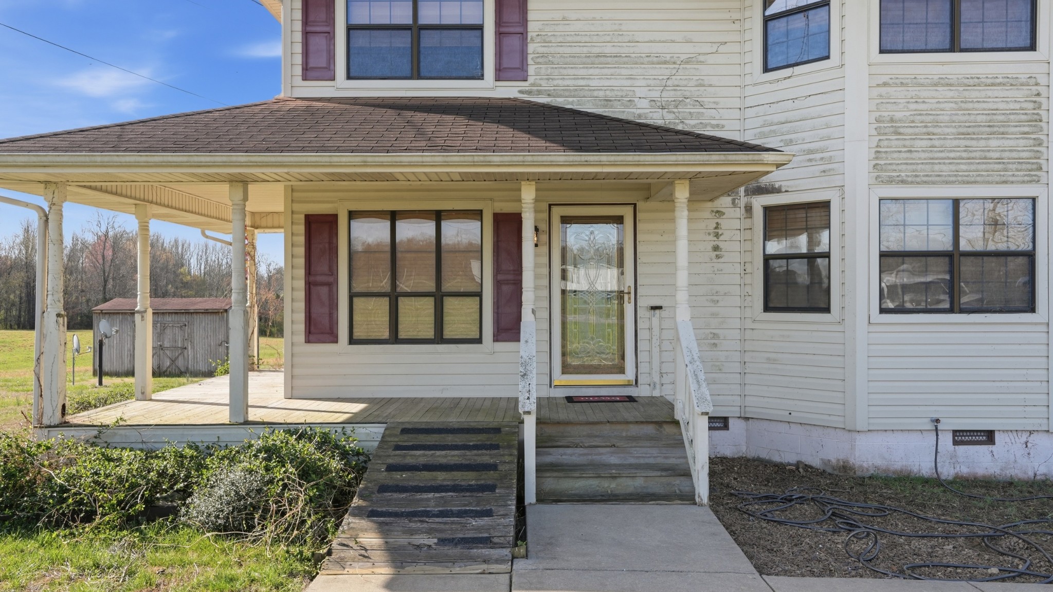 57 East Crystal Springs Road Kelso, TN 37348 - Photo 2 of 28 a view of a house with entrance door