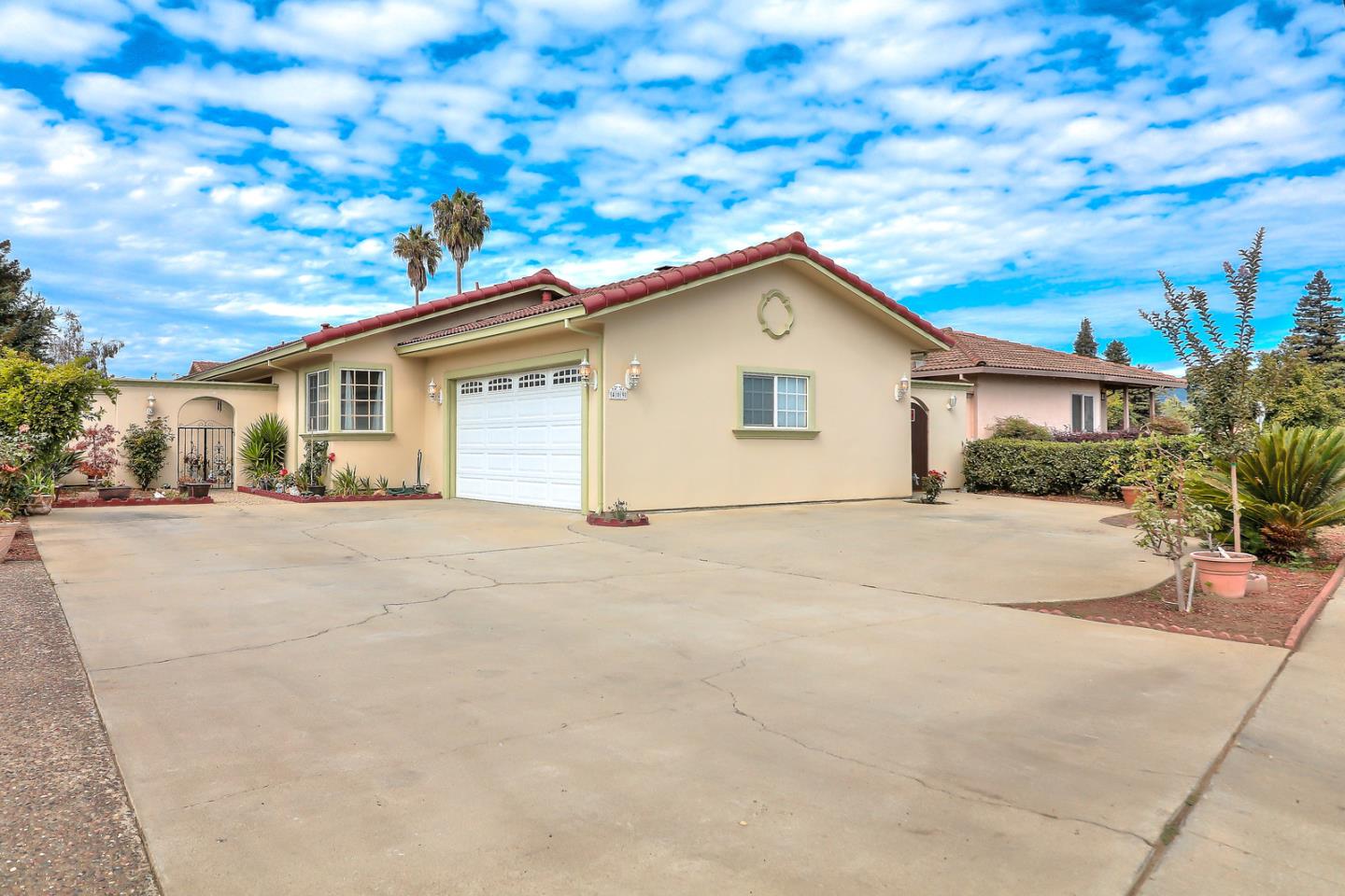 409 Green Valley Road Watsonville, CA 95076 - Photo 1 of 33 Gallery Image 1