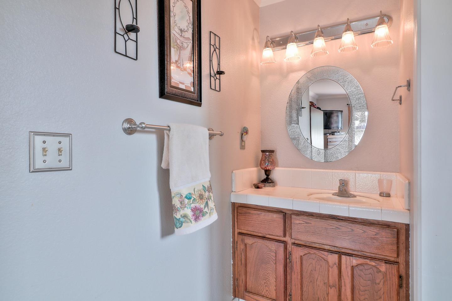 409 Green Valley Road Watsonville, CA 95076 - Photo 26 of 33 Gallery Image 26