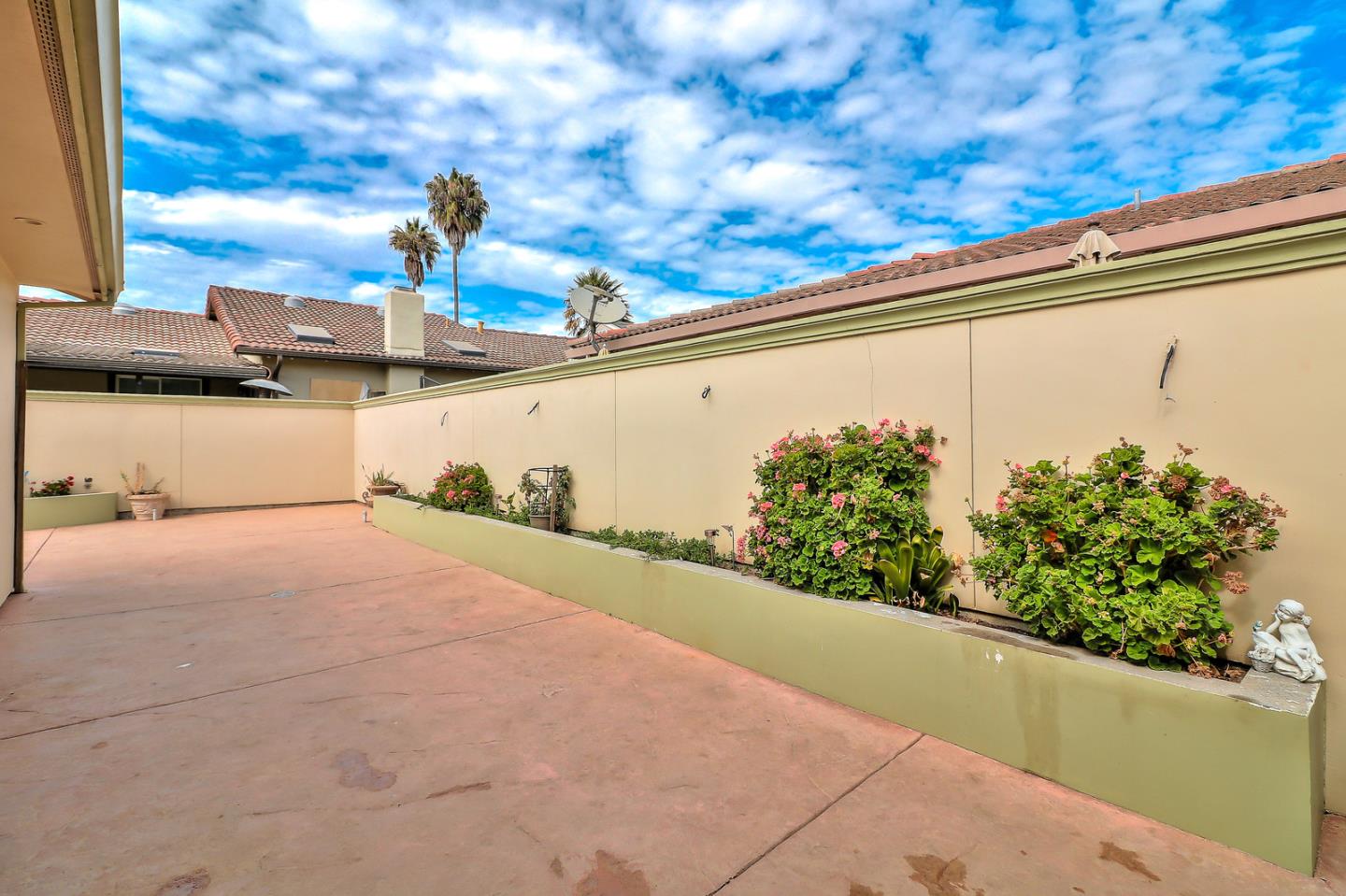 409 Green Valley Road Watsonville, CA 95076 - Photo 28 of 33 Gallery Image 28
