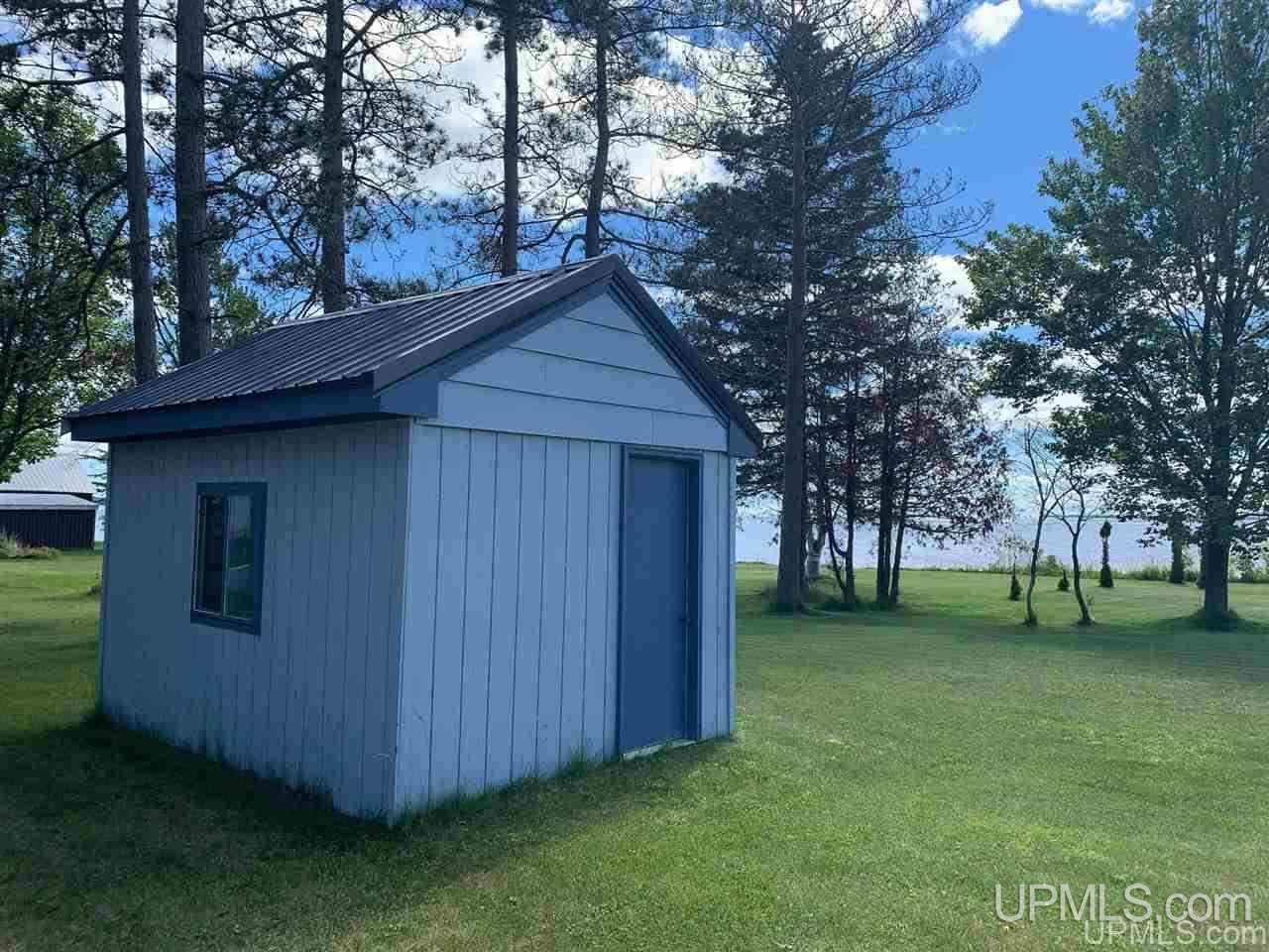 9140 .25 Road Garden, MI 49835 - Photo 15 of 46