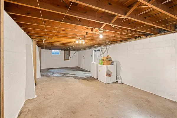 a view of a garage room
