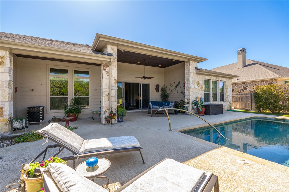413 Montalcino Lane Georgetown, TX 78628 - Photo 33 of 40 a building outdoor space with patio furniture