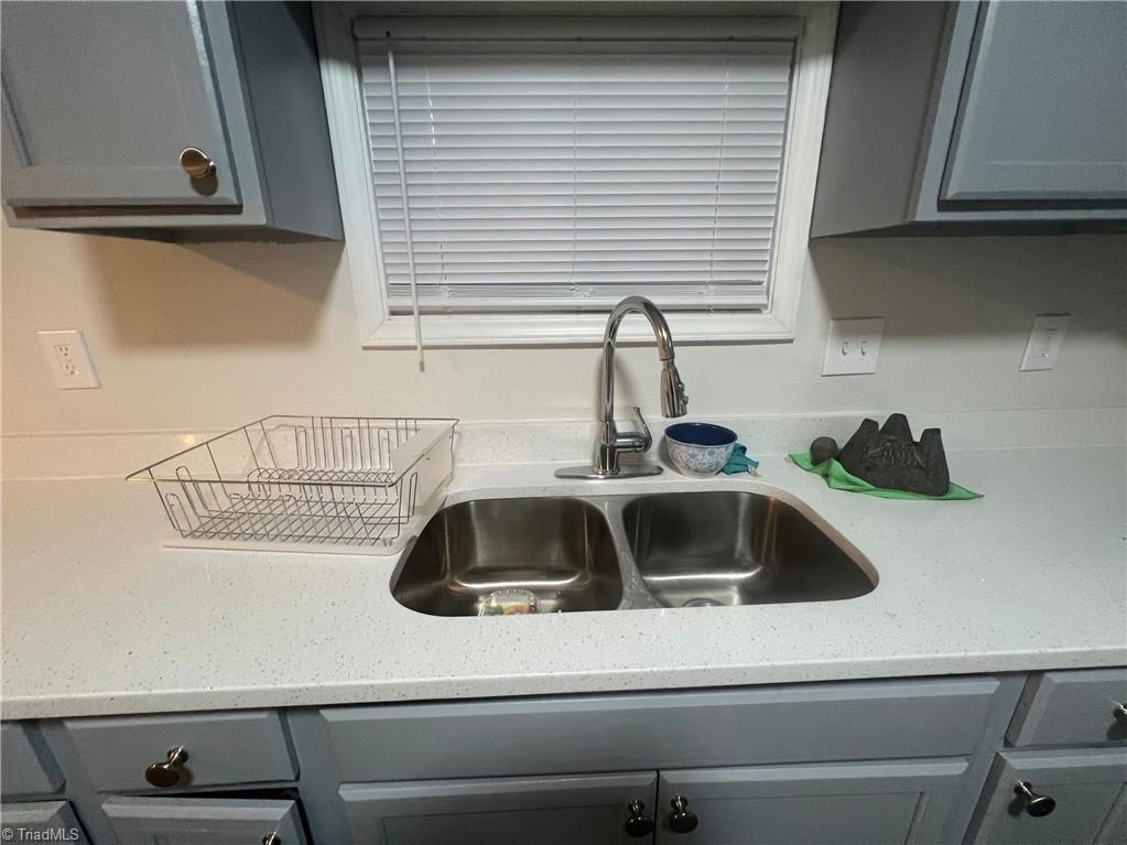 416 Cable Street High Point, NC 27260 - Photo 9 of 29 Gallery Image 9