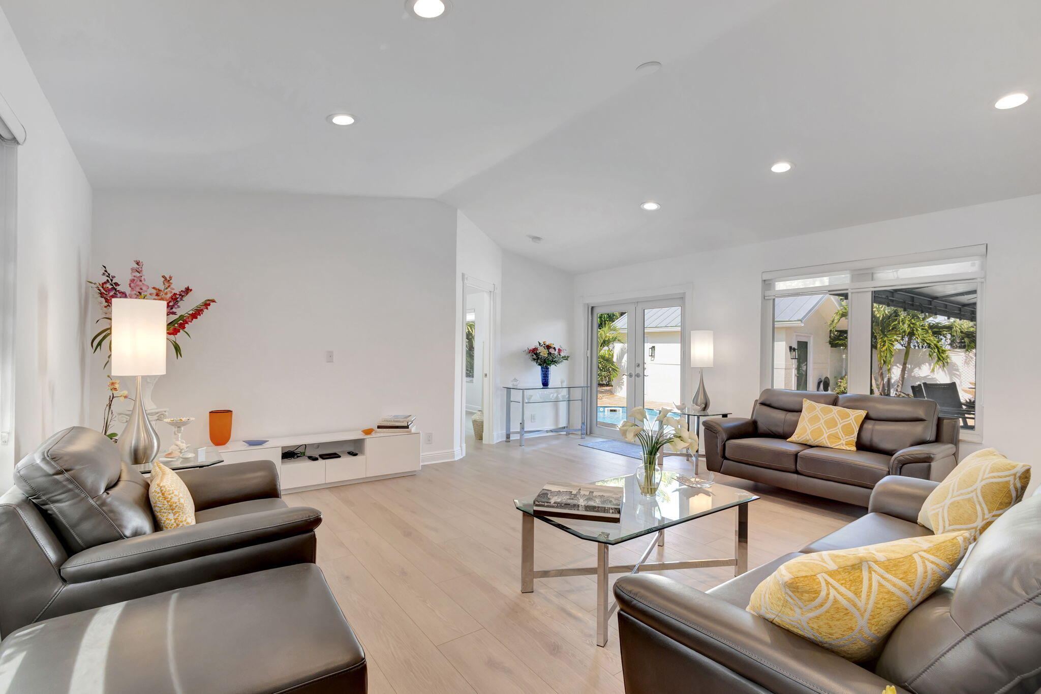 339 Putnam Ranch Road West Palm Beach, FL 33405 - Photo 13 of 29 21-web-or-mls-5D1A3412