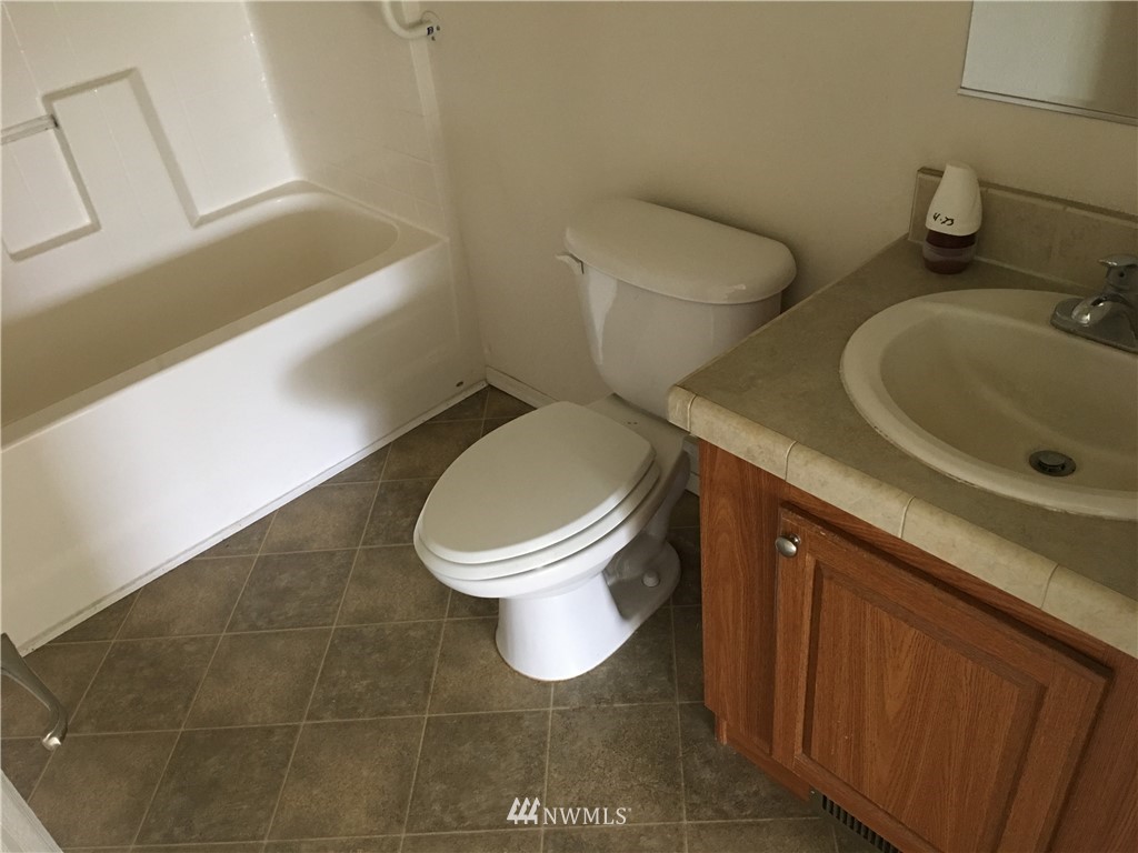 8286 Neppel Road Northeast Moses Lake, WA 98837 - Photo 11 of 25 Gallery Image 11