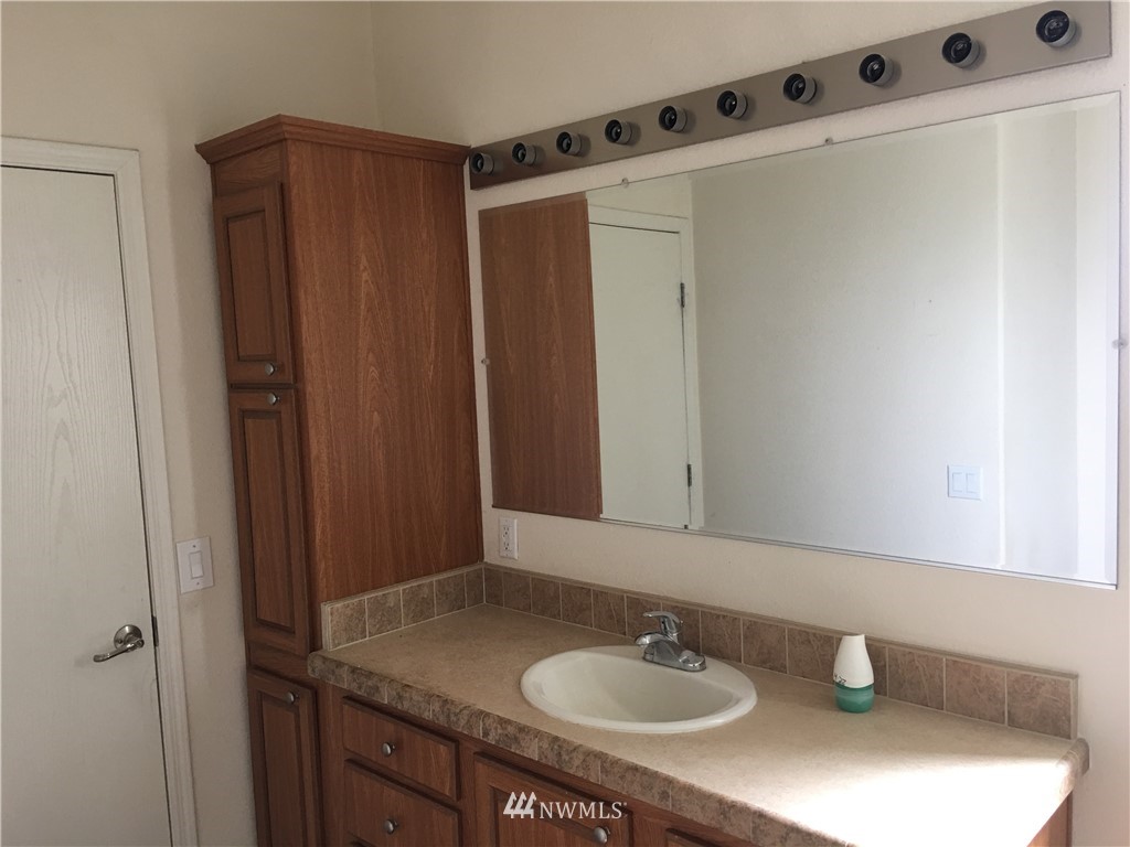 8286 Neppel Road Northeast Moses Lake, WA 98837 - Photo 23 of 25 Gallery Image 23
