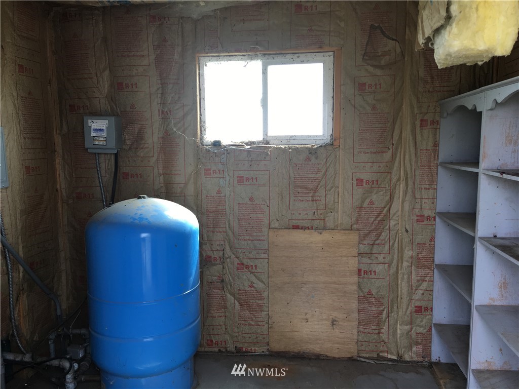 8286 Neppel Road Northeast Moses Lake, WA 98837 - Photo 7 of 25 Gallery Image 7