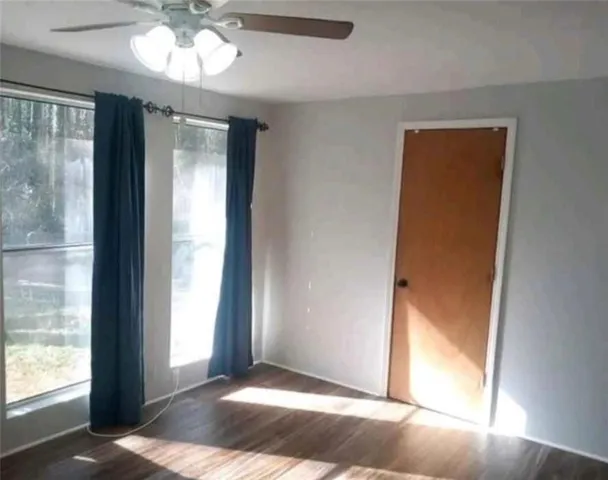 a view of entryway with front door