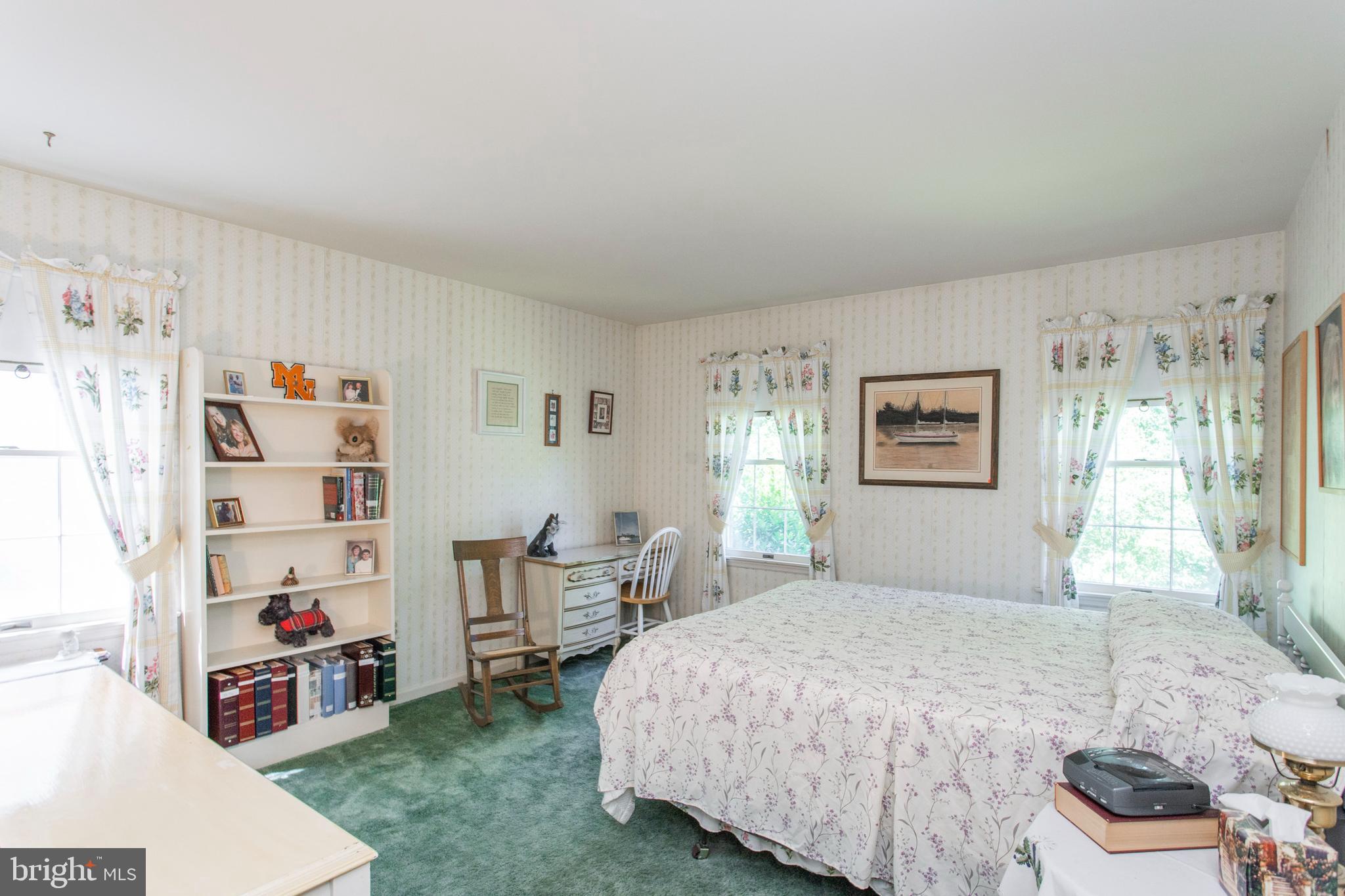 154 Poplar Road Newtown Square, PA 19073 - Photo 29 of 56 2nd bedroom.