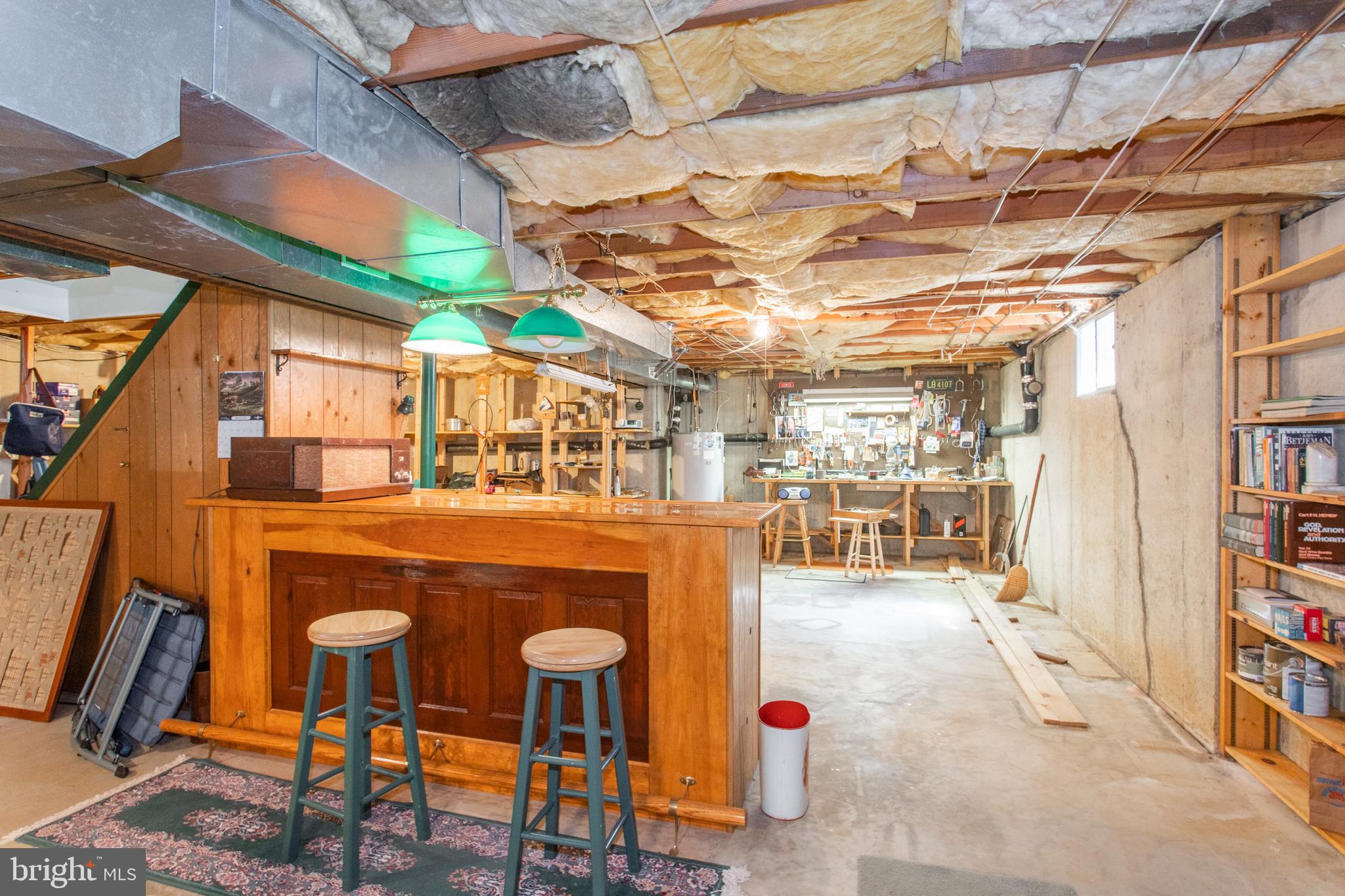 154 Poplar Road Newtown Square, PA 19073 - Photo 37 of 56 Bar in basement.