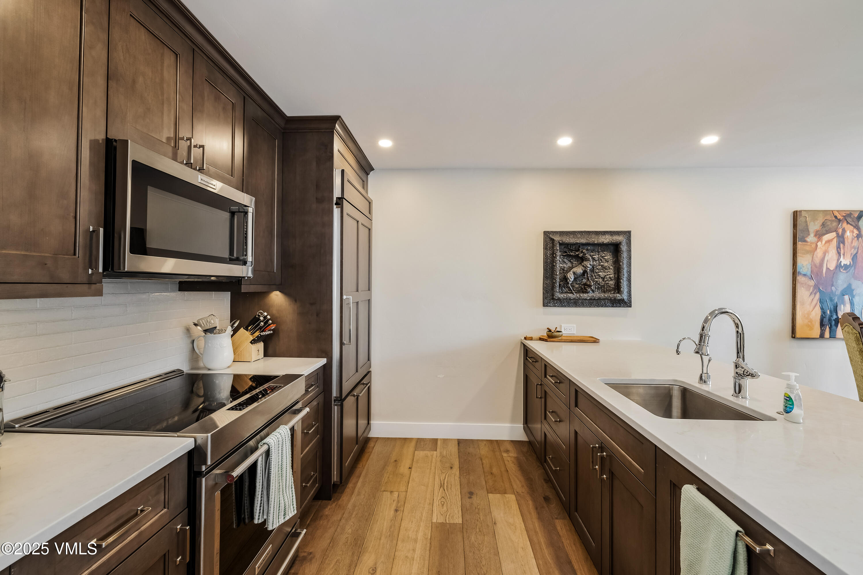 25 Bachelor Gulch Road Beaver Creek, CO 81620 - Photo 11 of 37 10 Kitchen Area