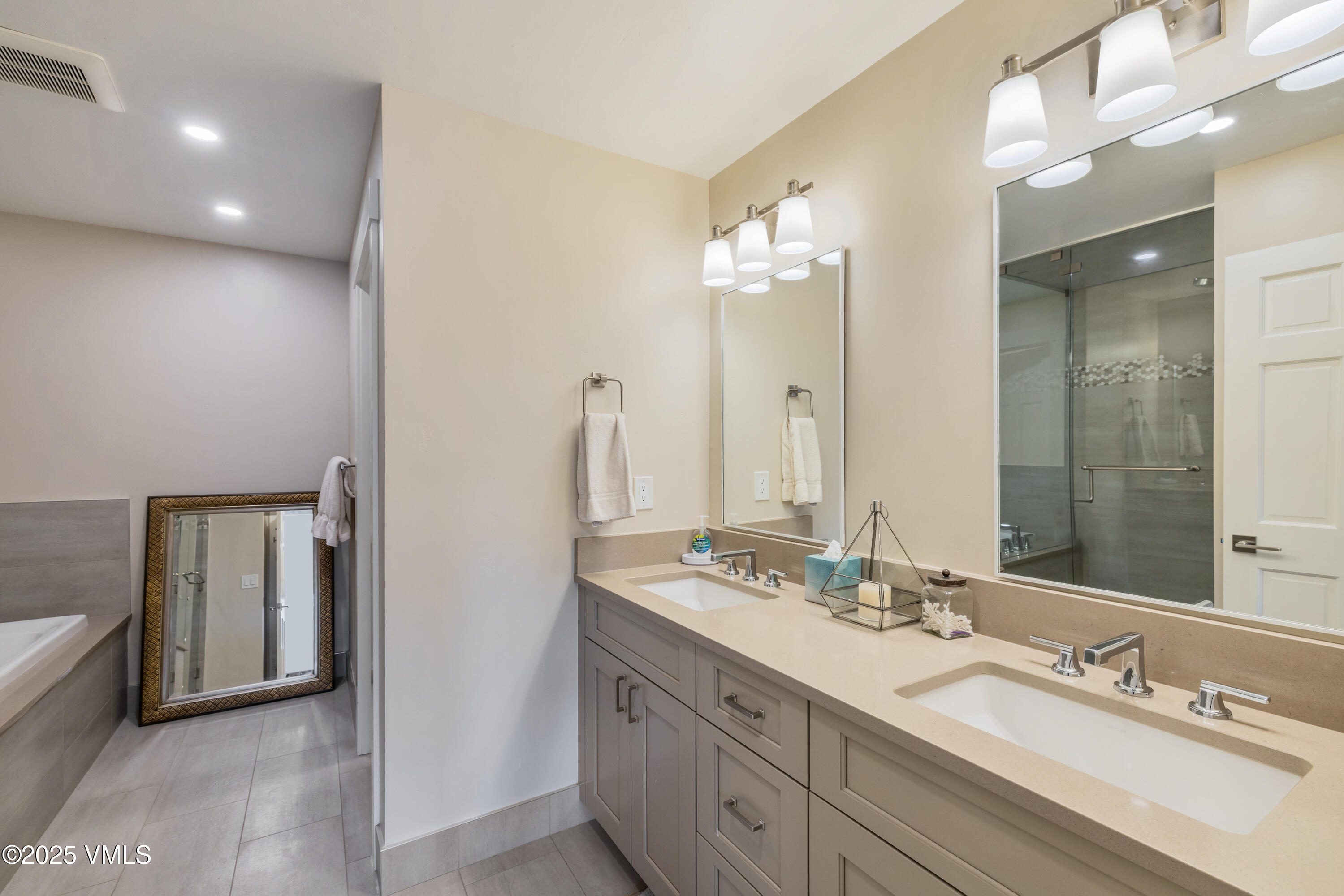 25 Bachelor Gulch Road Beaver Creek, CO 81620 - Photo 17 of 37 138A7913_1