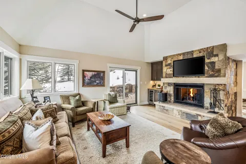 $800,000 | 25 Bachelor Gulch Road, Beaver Creek, CO 81620